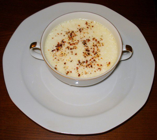 Kremalı Tavuk Çorbası Tarifi ve Malzemeleri