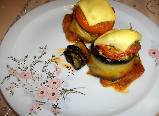 Patlıcanlı Tavuk Sarma Tarifi ve Malzemeleri